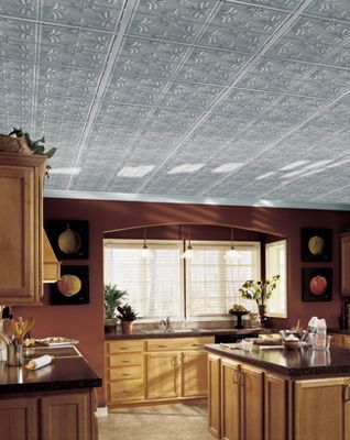 Metallaire Hammered Trefoil Lacquered Steel