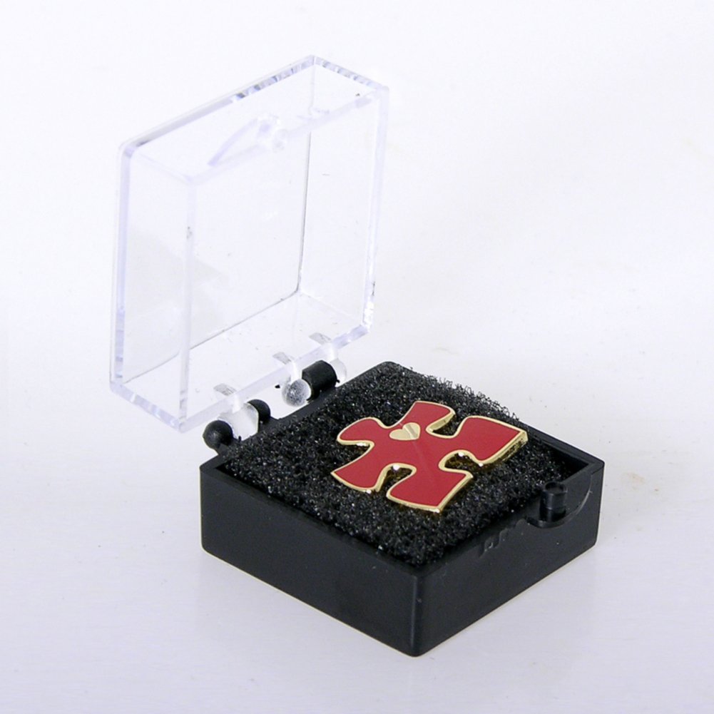 Lapel Pin - Essential Piece with Heart BOX