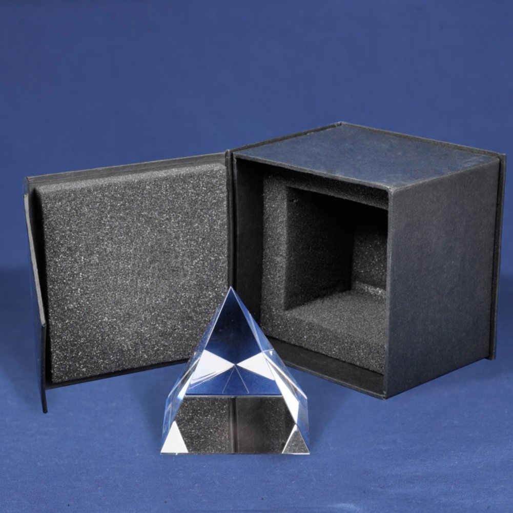 Crystal Pyramid Trophy BOX