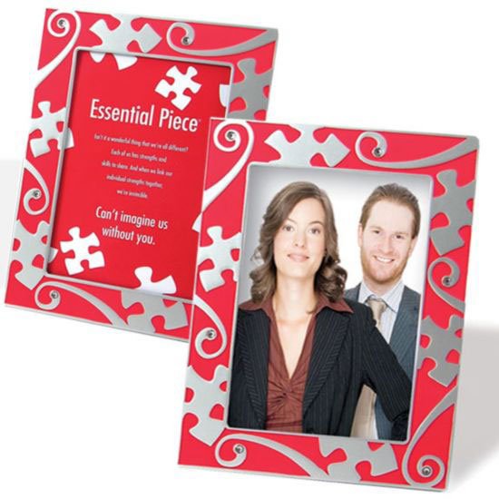 Fantastic Frame - Essential Piece