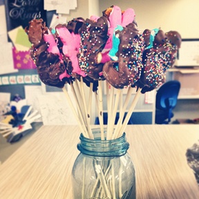 Delicious Peep Pops