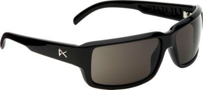 Frame: Black, Lens: Gray Polarized