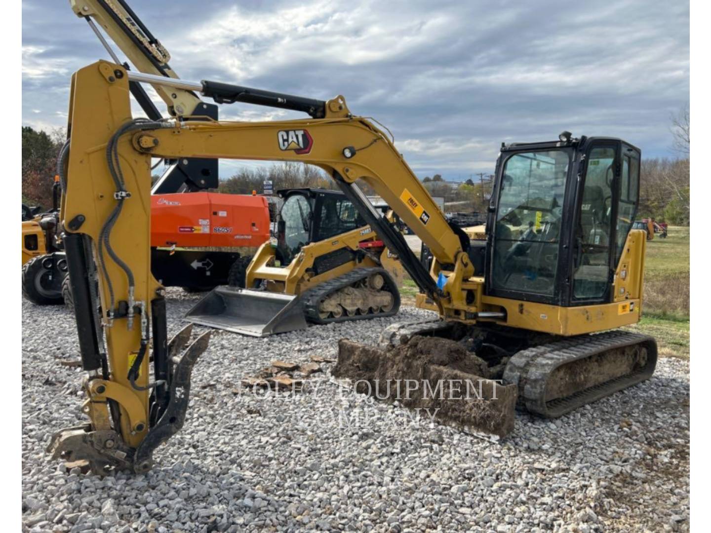 Photo of a  Caterpillar 30607CR