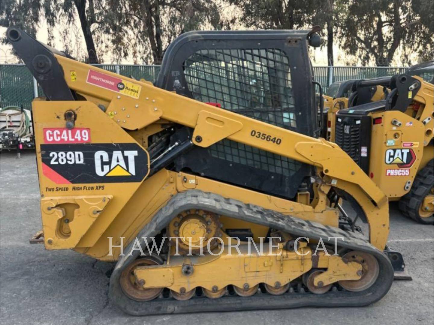 Photo of a  Caterpillar 289D CB