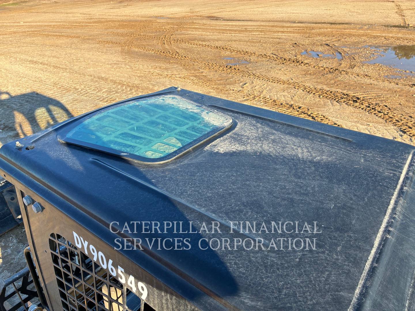 2022 CAT 299D3 - FORKS & BUCKET - 21