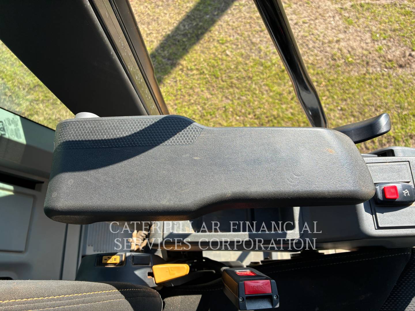 2023 CAT 33007 - 21