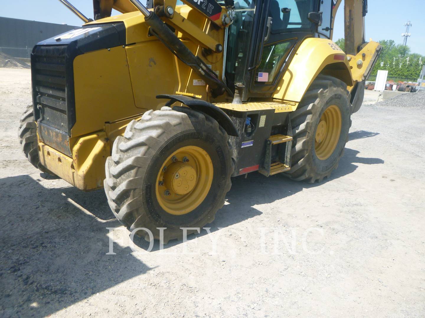 Photo of a  Caterpillar 420F2IT