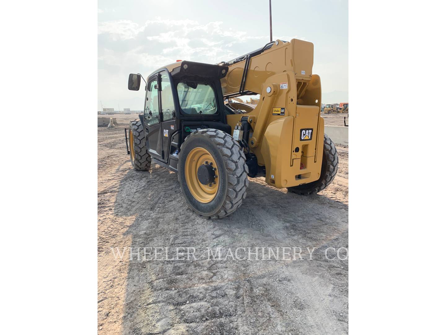 Photo of a  Caterpillar TL943D CB