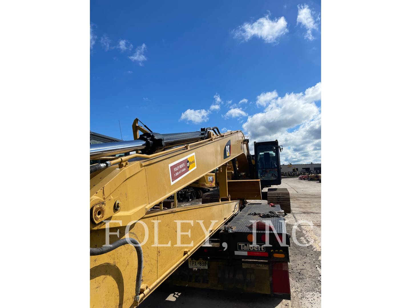 Photo of a  Caterpillar 326FL