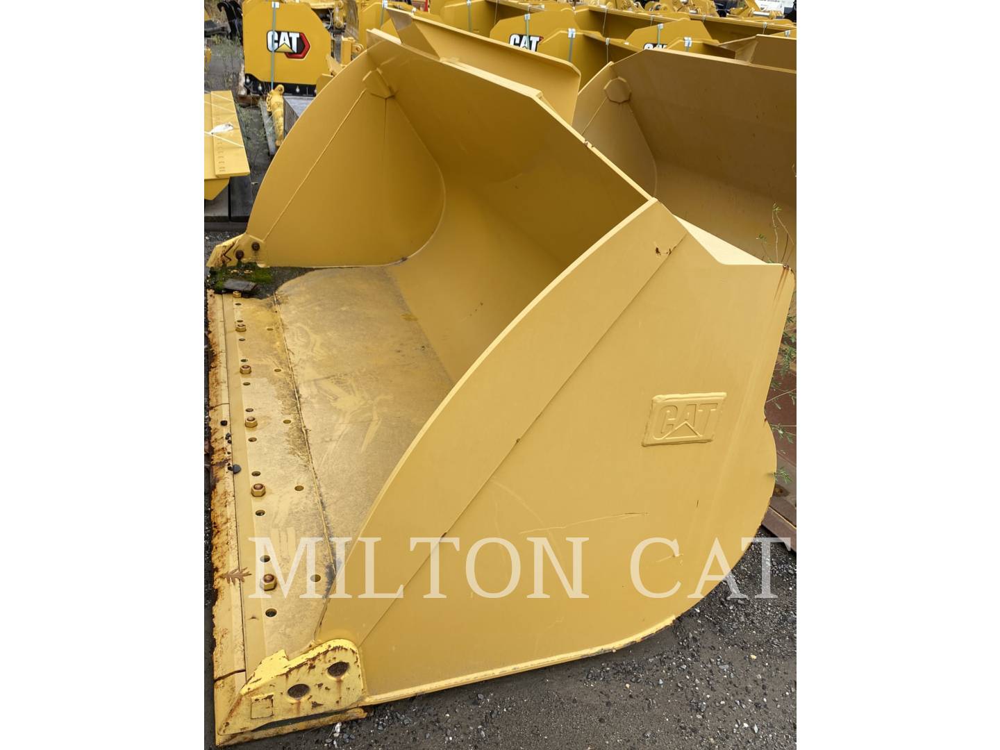 Photo of a  Caterpillar 938 3.7 CYD GENERAL PURPOSE BUCKET