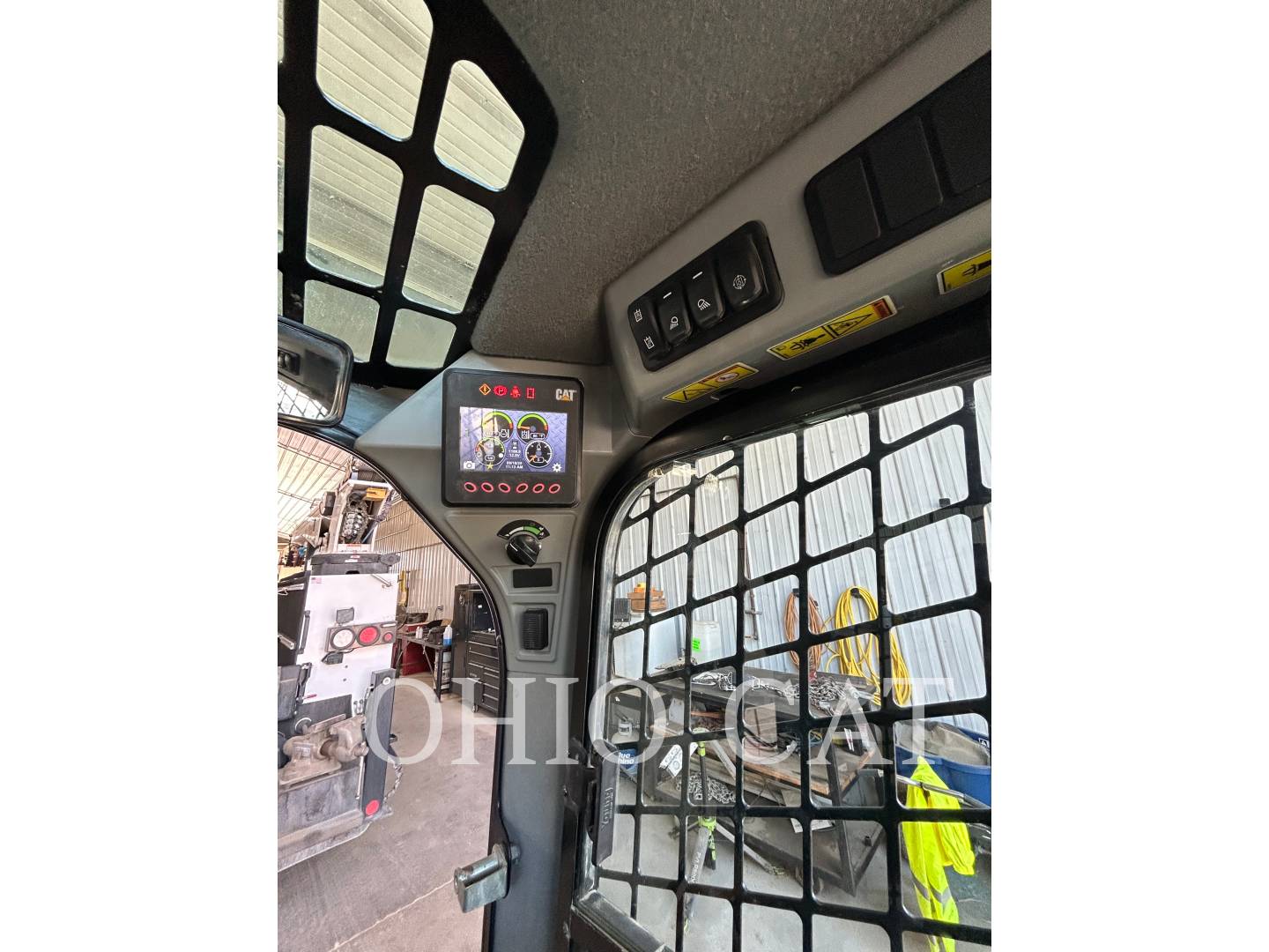 2023 CAT 259D3 - 12