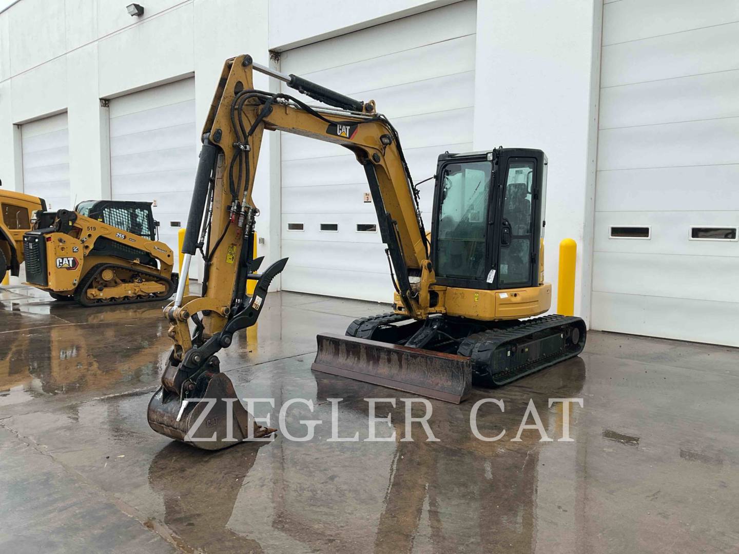 2017 CAT 305.5E2CR