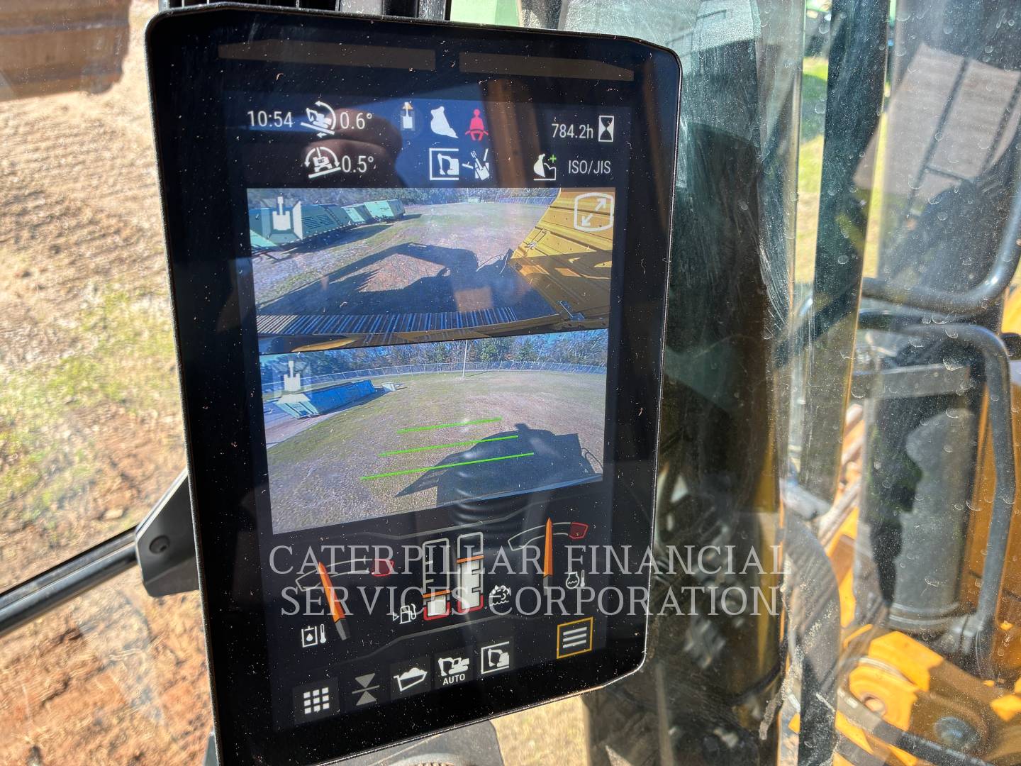 2023 CAT 33007 - SERIAL_NUMBER_PLATE