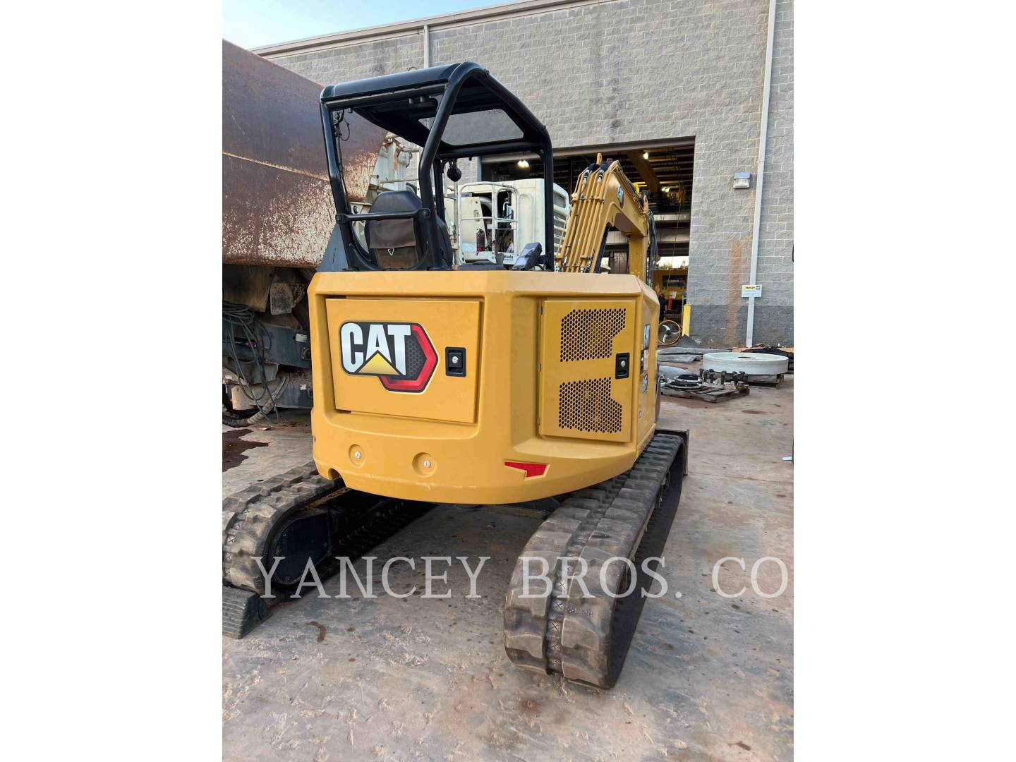 2024 CAT 305 OS