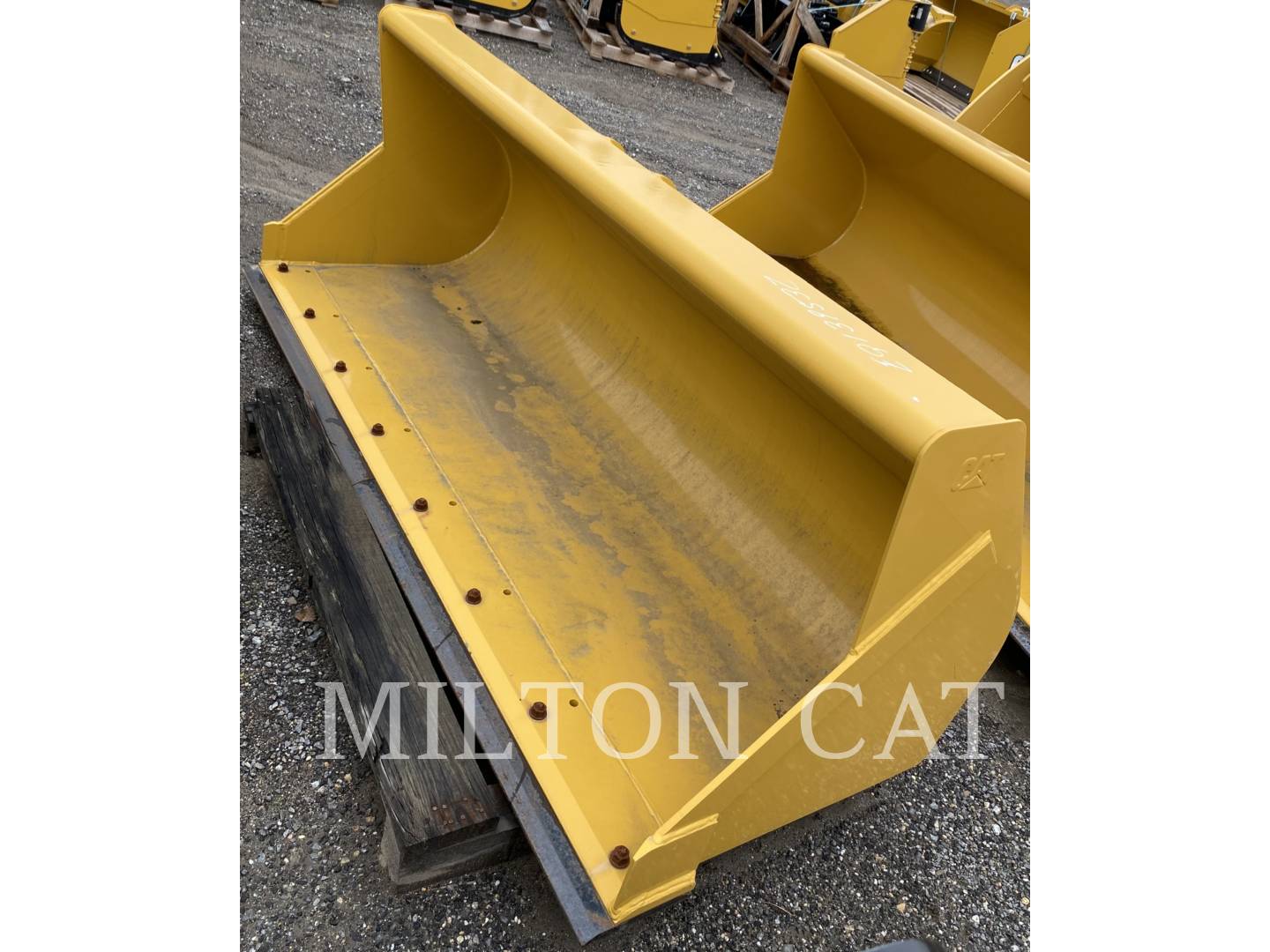 Photo of a  Caterpillar BHL 1.25 CYD GENERAL PURPOSE BUCKET