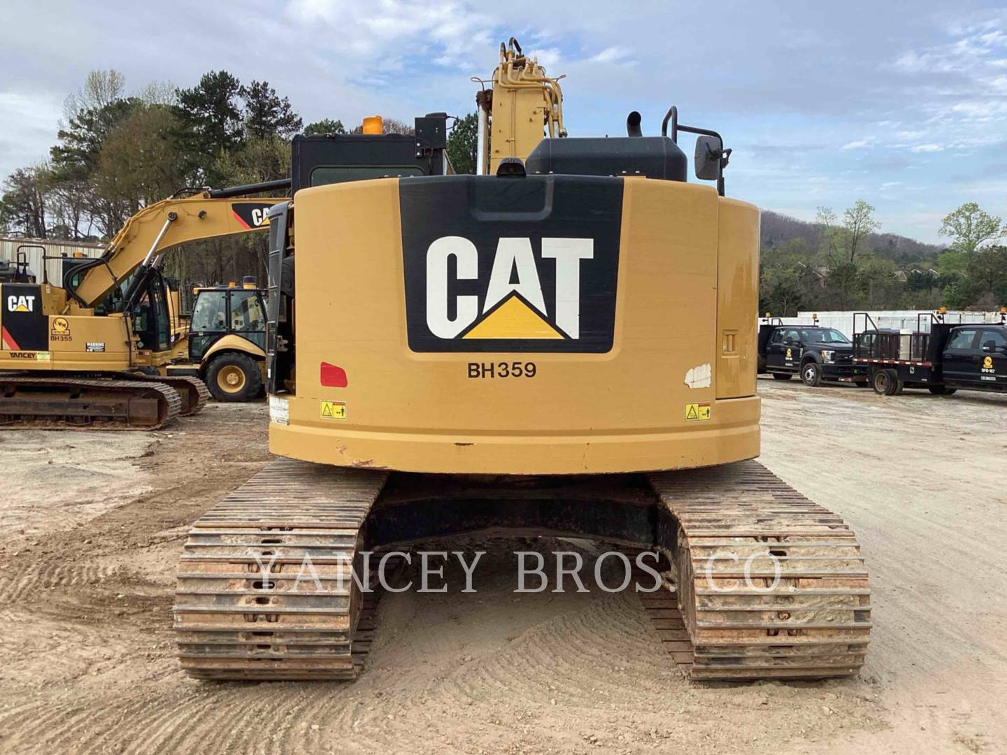 2016 CAT 325F