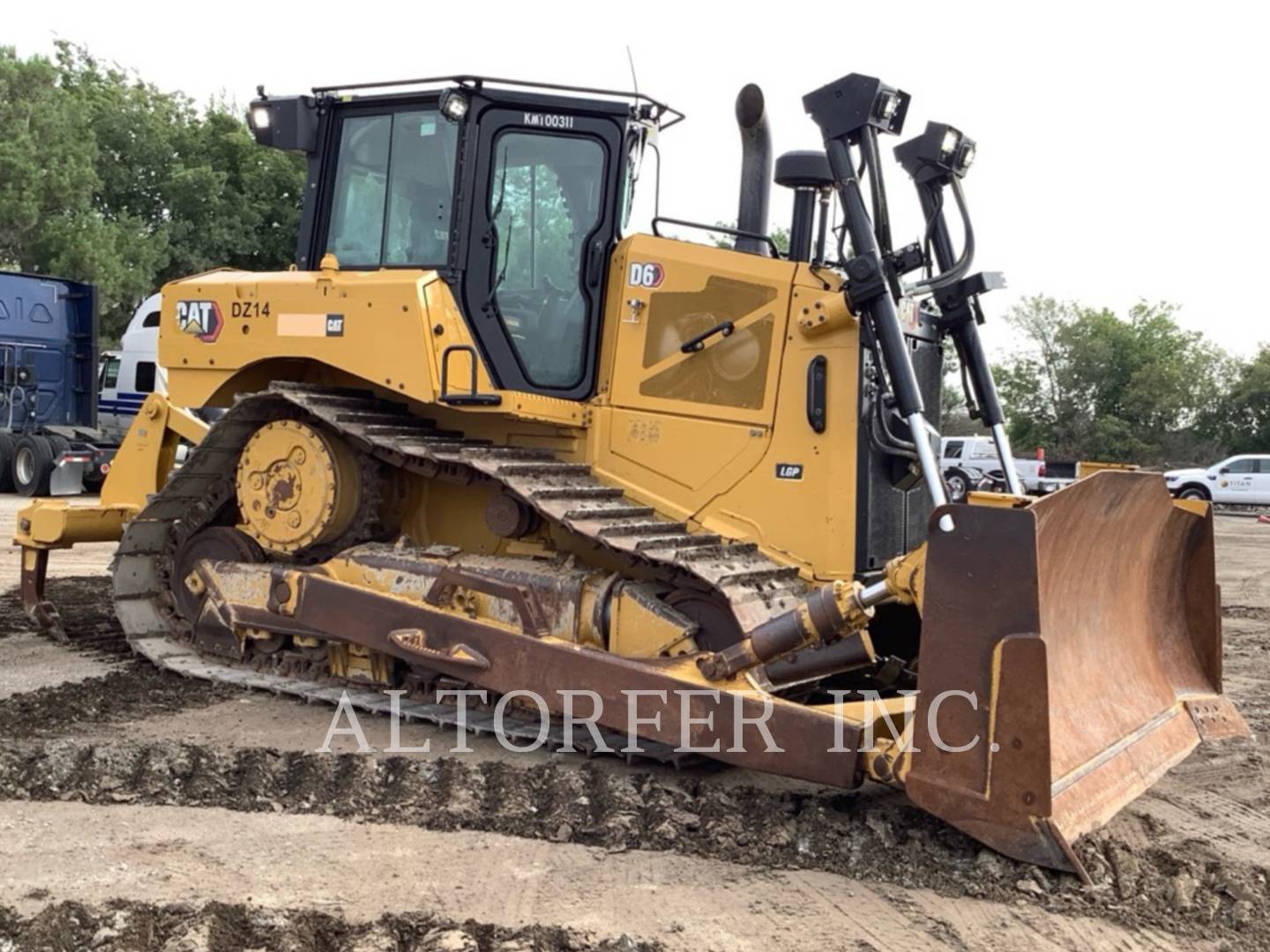 Photo of a  Caterpillar D6-20 SU