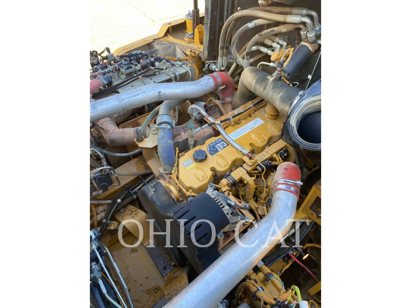 2017 CAT 725C2 - ENGINE