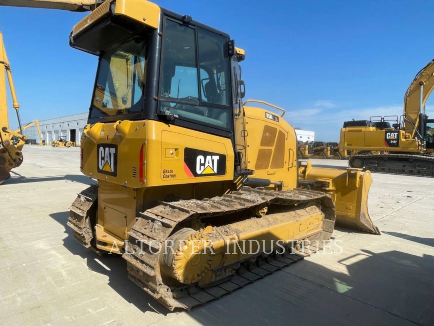 Photo of a  Caterpillar D5K2 XL