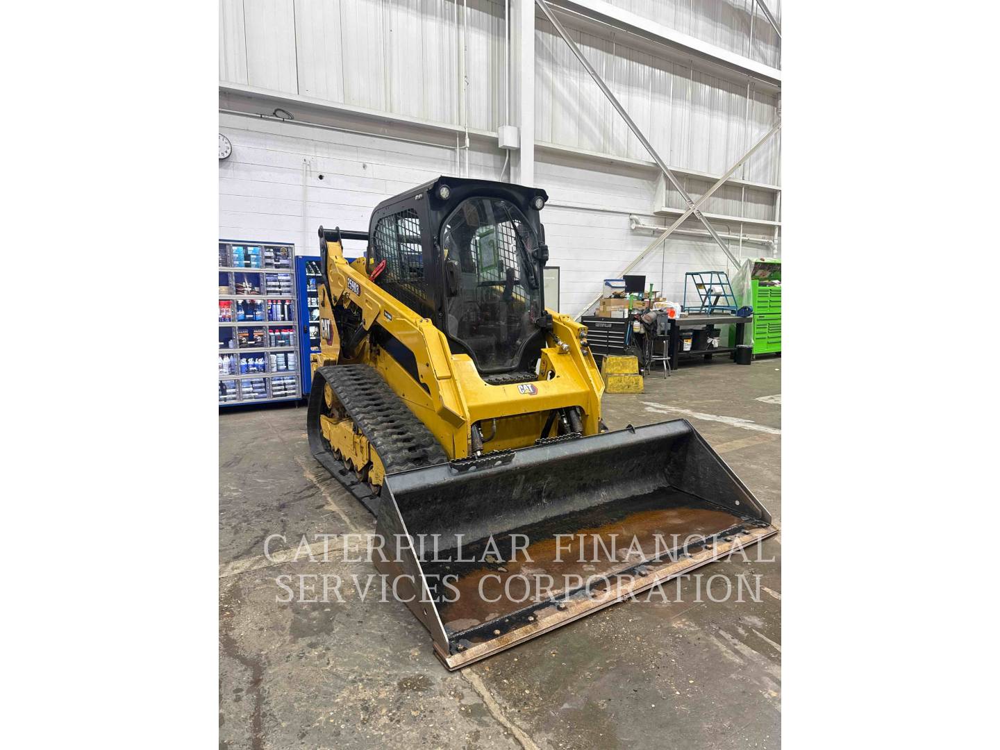 2022 CAT 259D3 - RIGHT_FRONT
