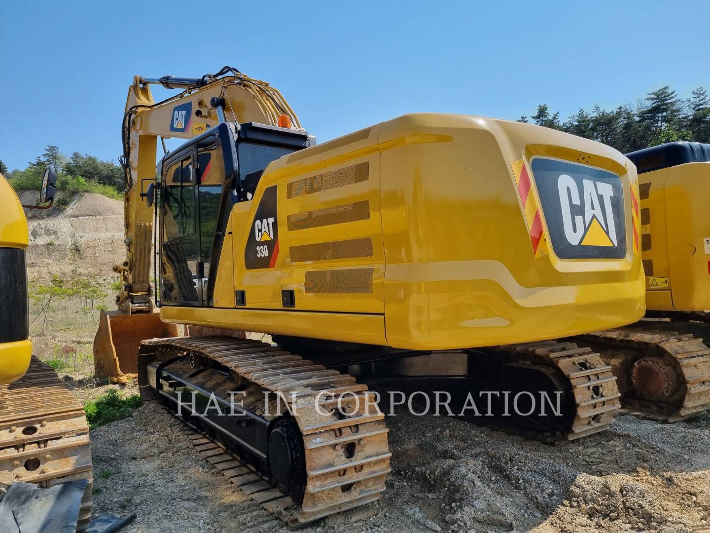 Photo of a  Caterpillar 330-07