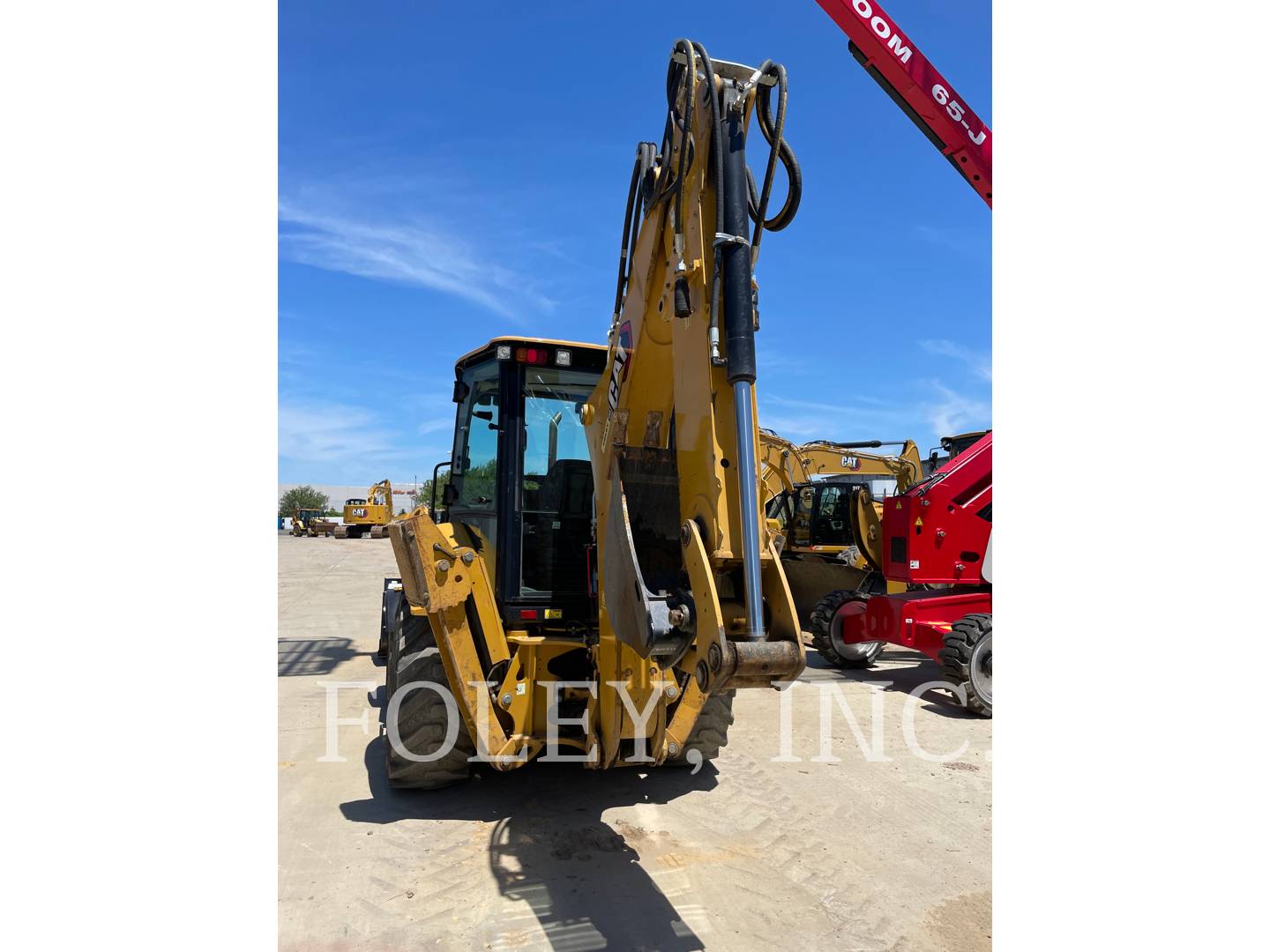 Photo of a  Caterpillar 420-07XE