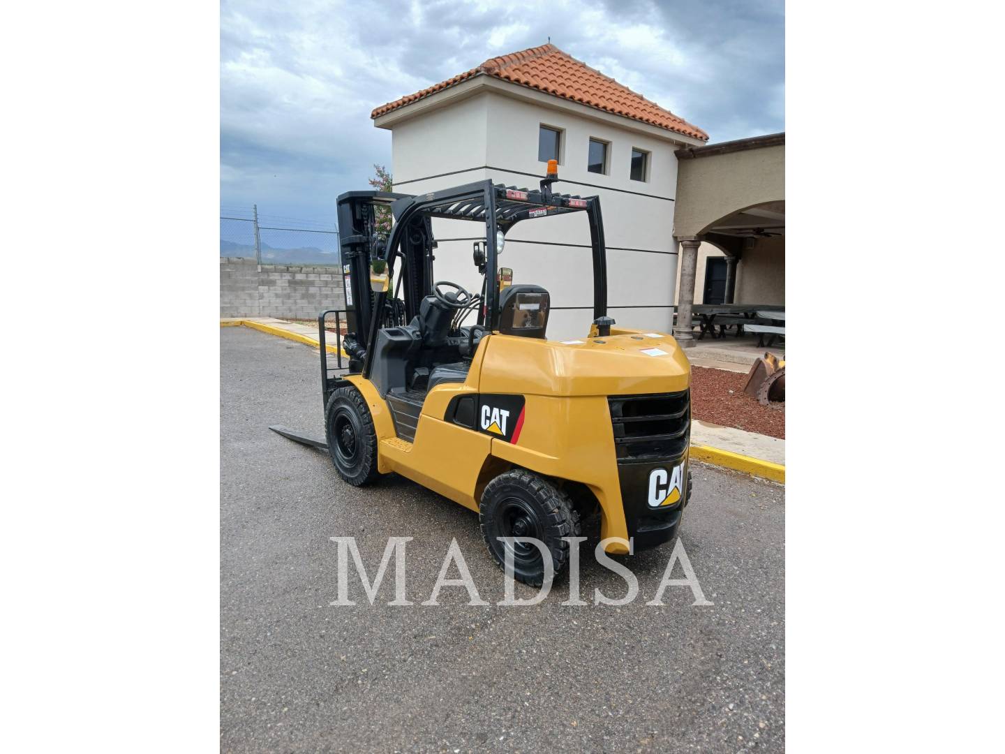 Photo of a  Cat Lift Trucks DP50CNM1