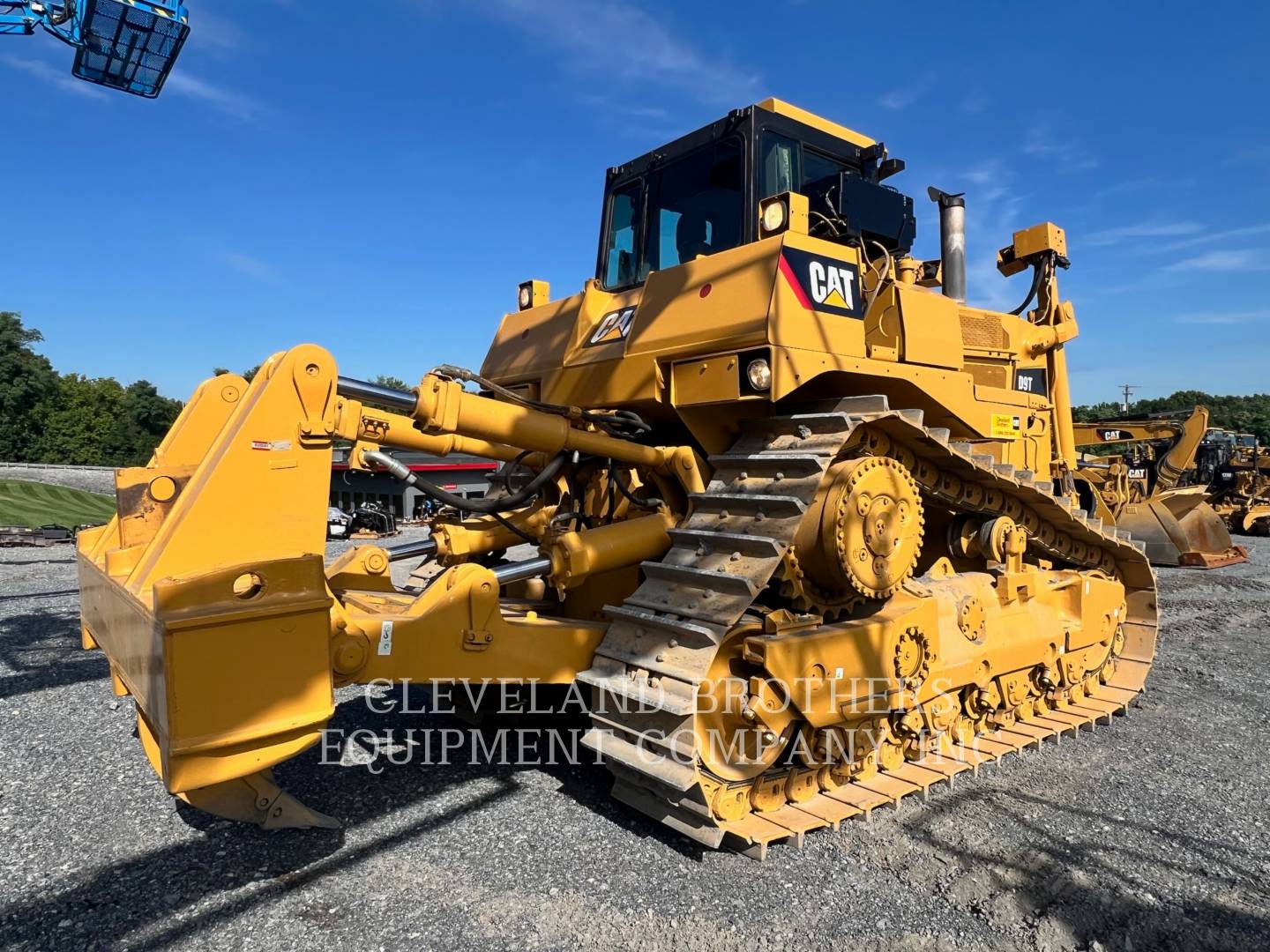 Photo of a  Caterpillar D9T