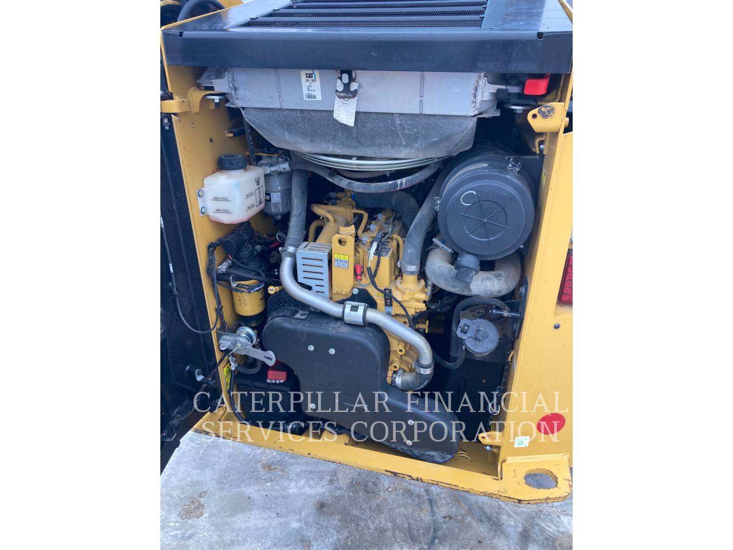 2023 CAT 259D3 - EMISSIONS_PLATE