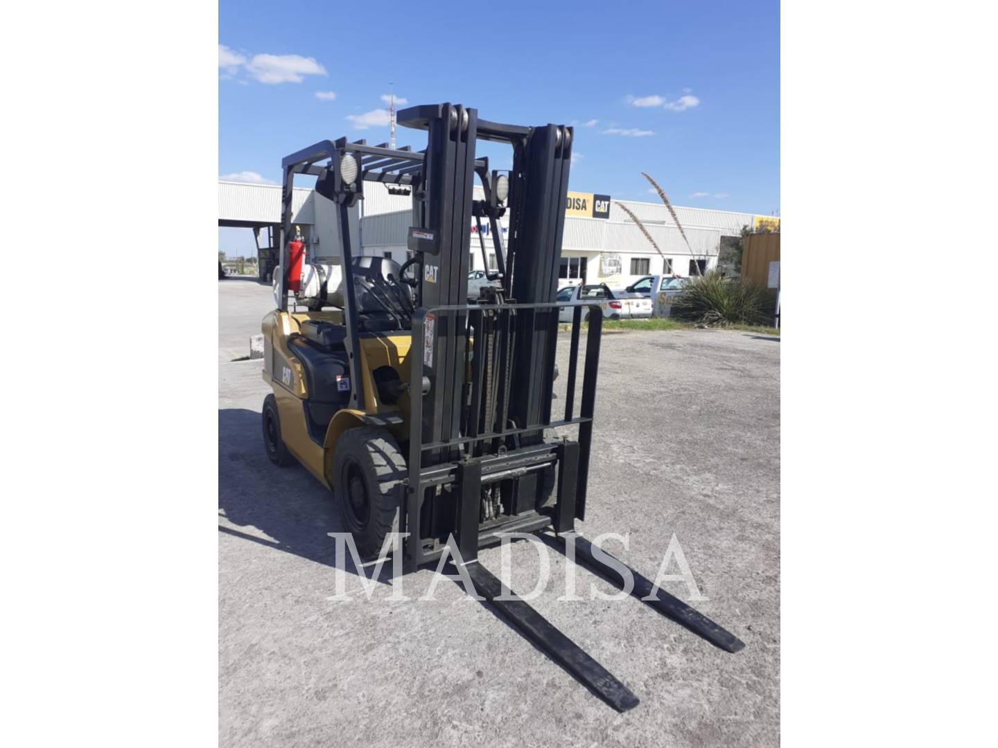 Photo of a  Cat Lift Trucks GP25N5-GLE