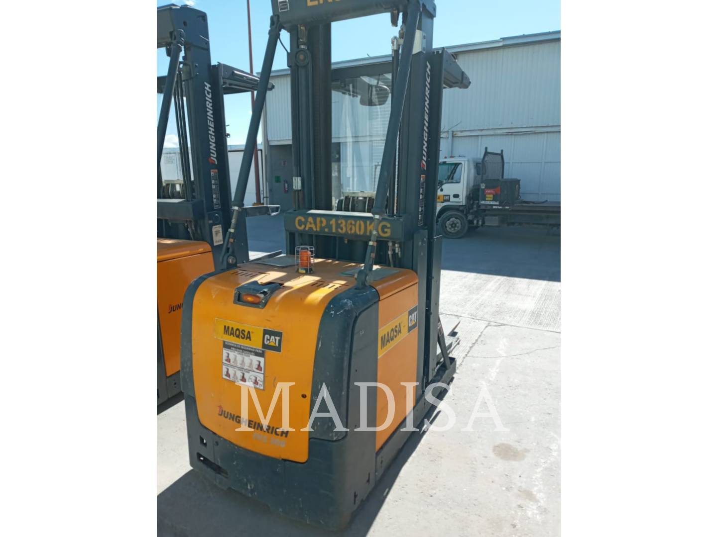 Photo of a  Cat Lift Trucks EKS308