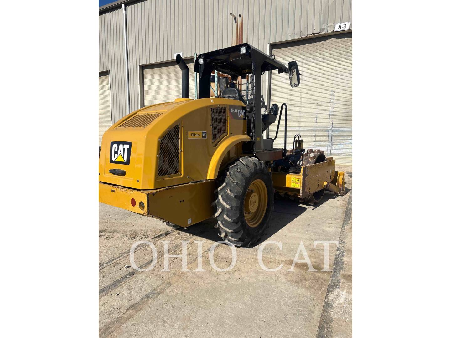 2020 CAT CP44B - RIGHT_REAR