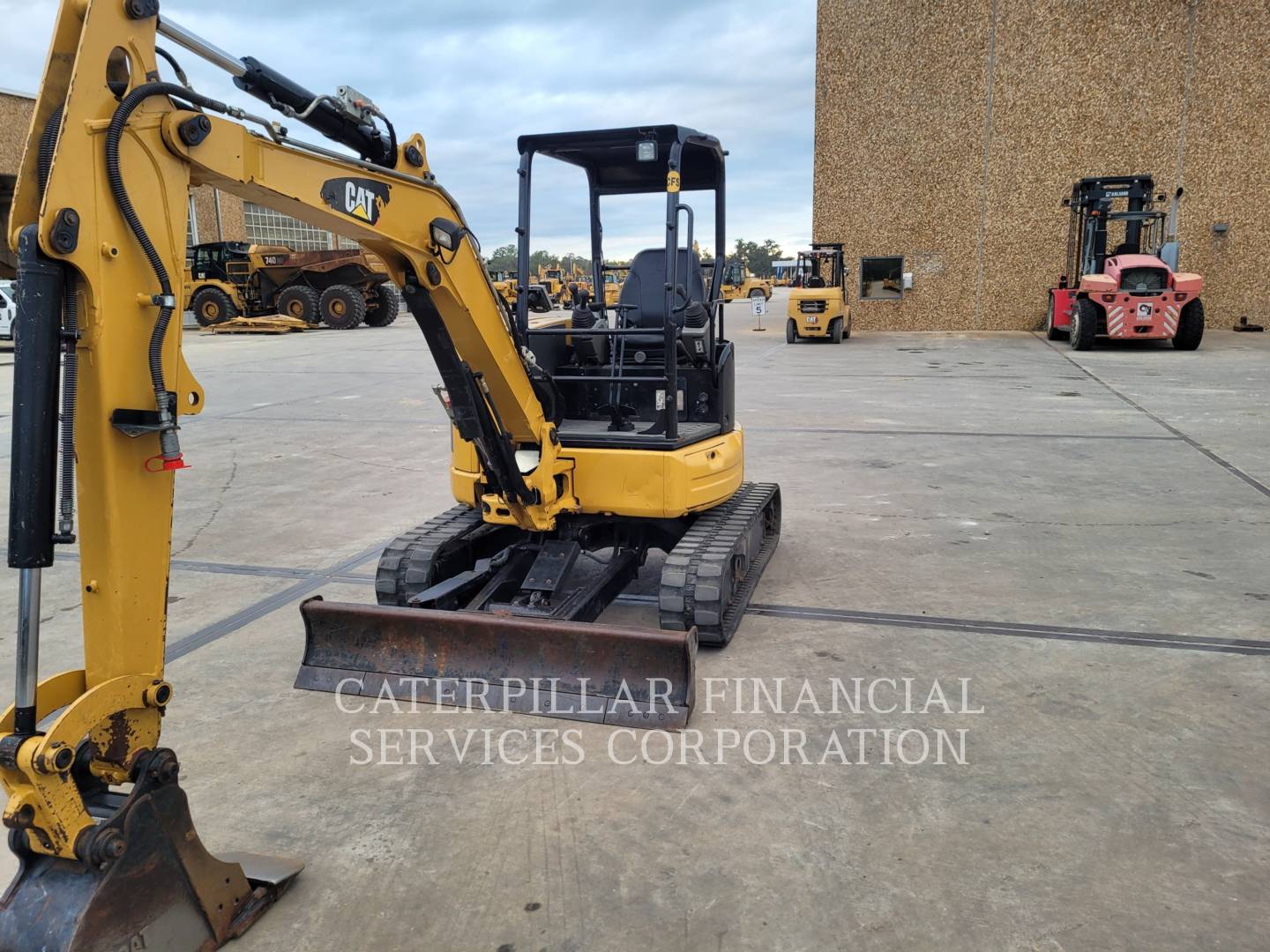 2019 Cat 303.5E2CR