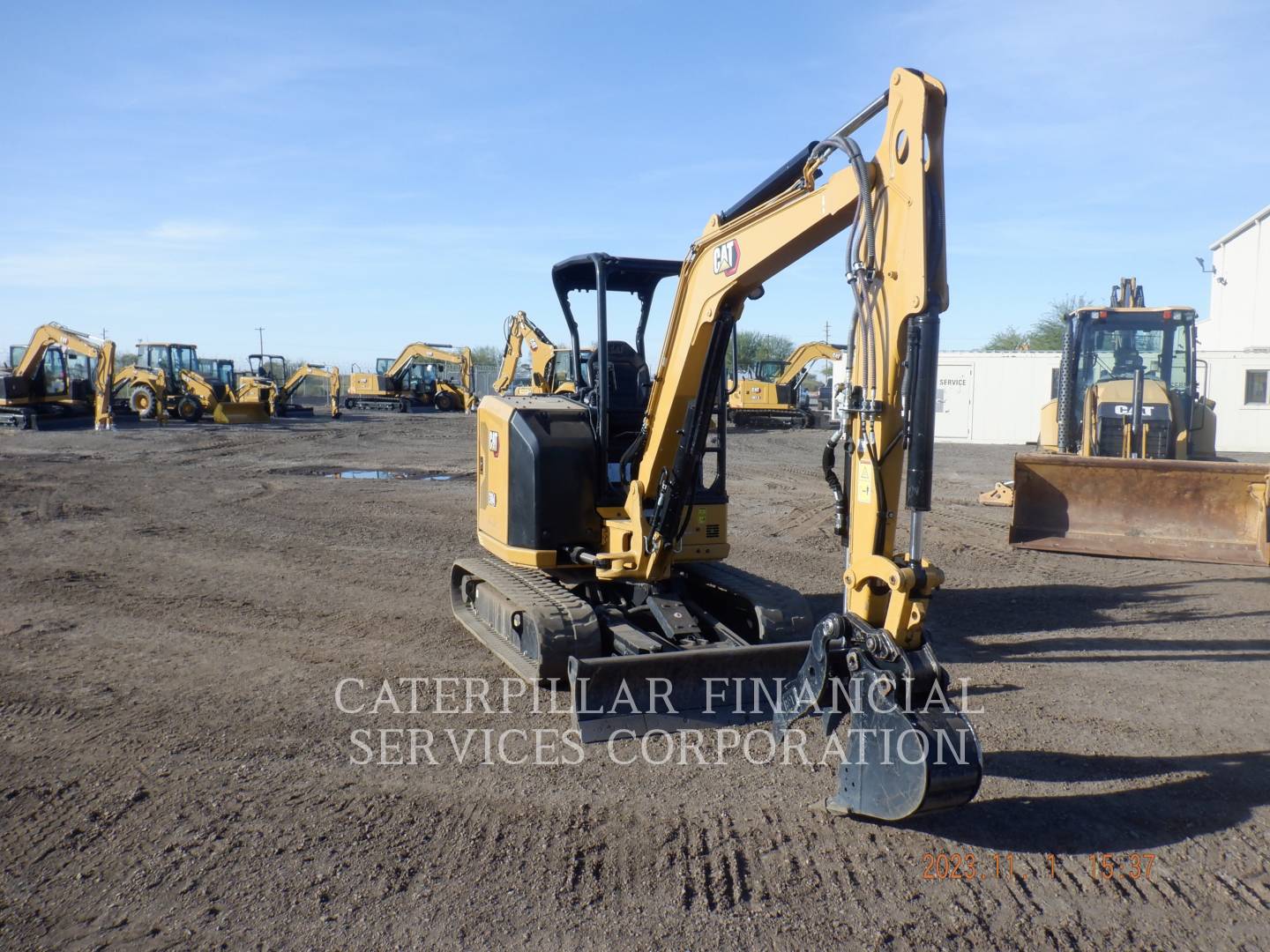 2022 Cat 30407