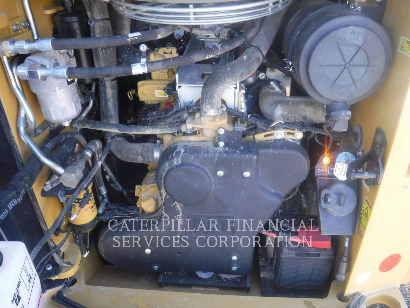 2023 CAT 299D3 - EMISSIONS_PLATE