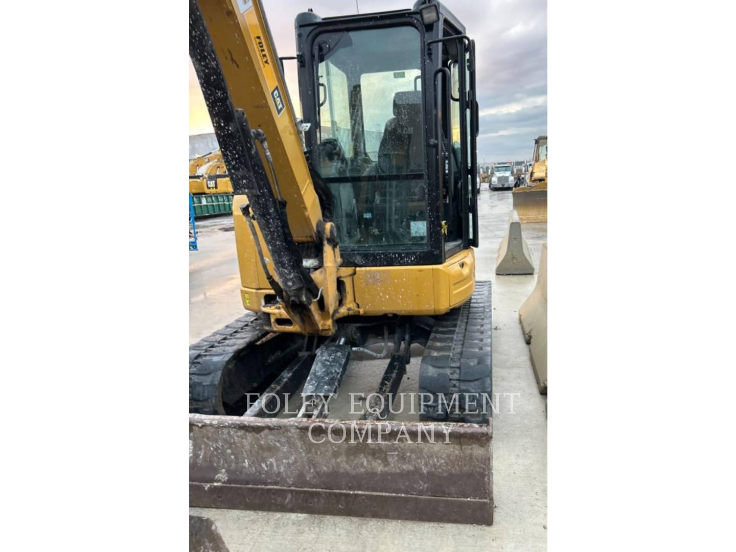 Photo of a  Caterpillar 305E2CR