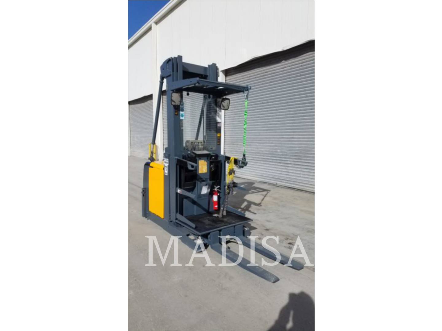 Photo of a  Cat Lift Trucks EKS308