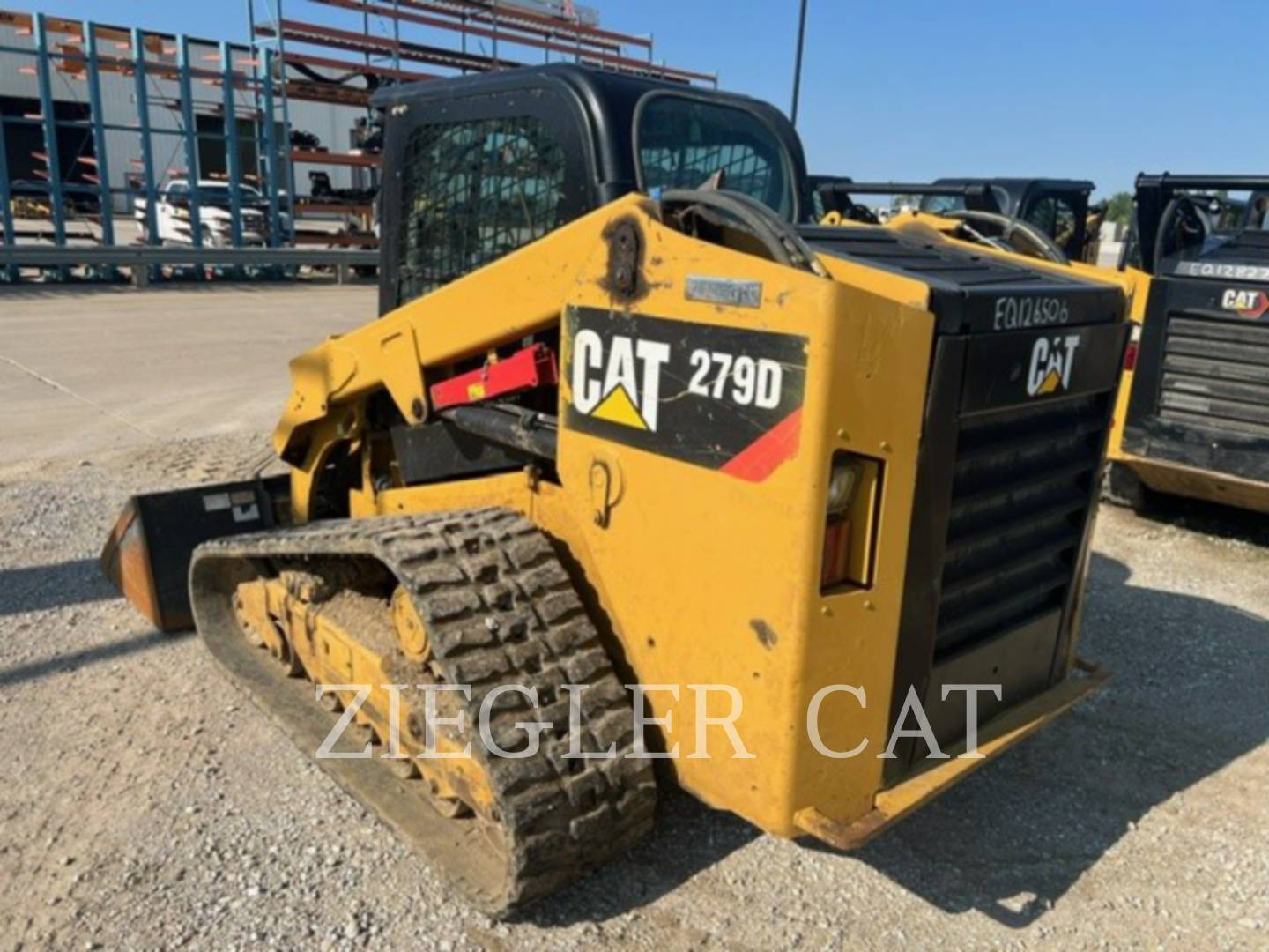 Photo of a  Caterpillar 279D