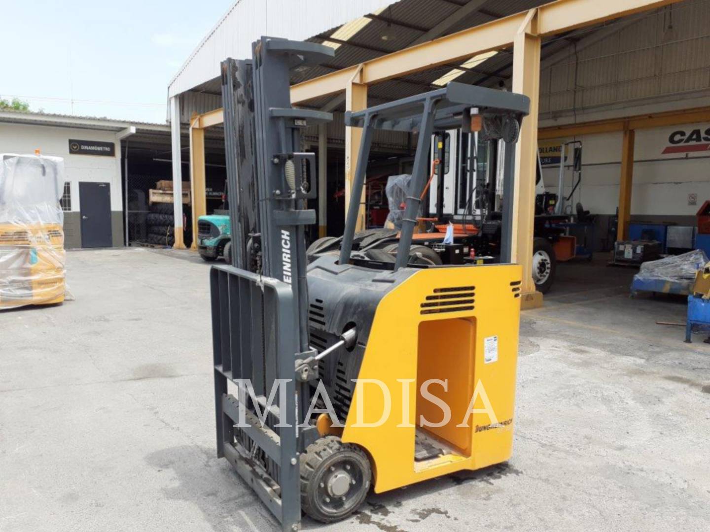 Photo of a  Cat Lift Trucks ETG230-36V