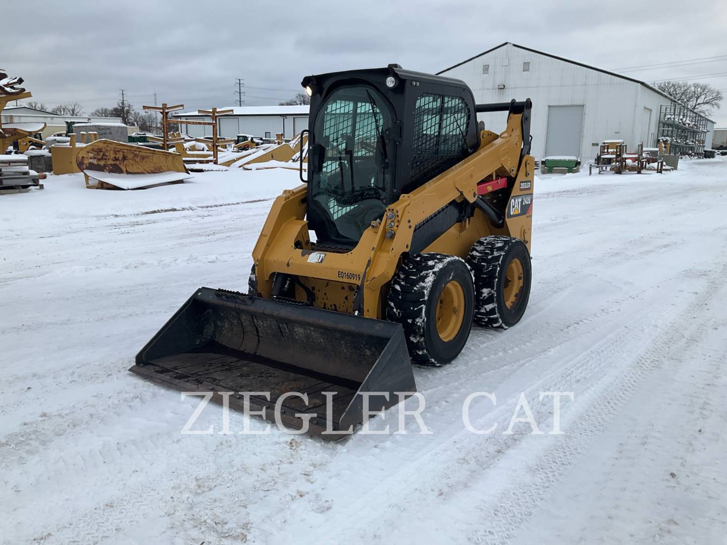 2014 CAT 242D