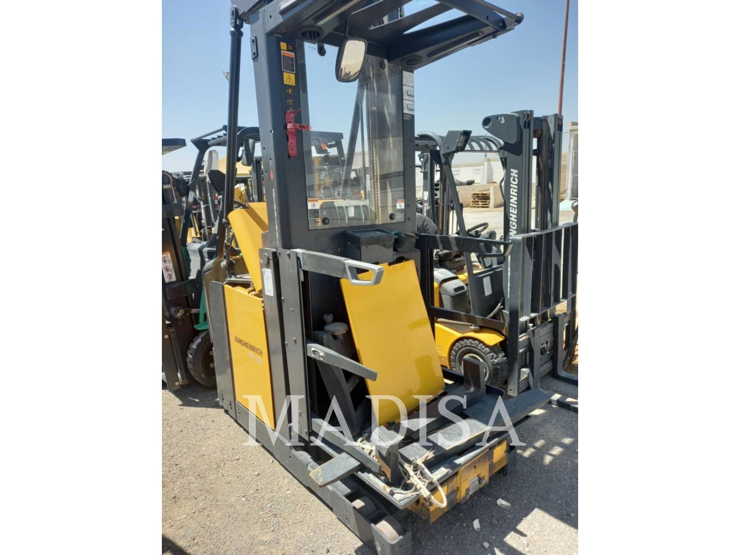 Photo of a  Cat Lift Trucks EKS308