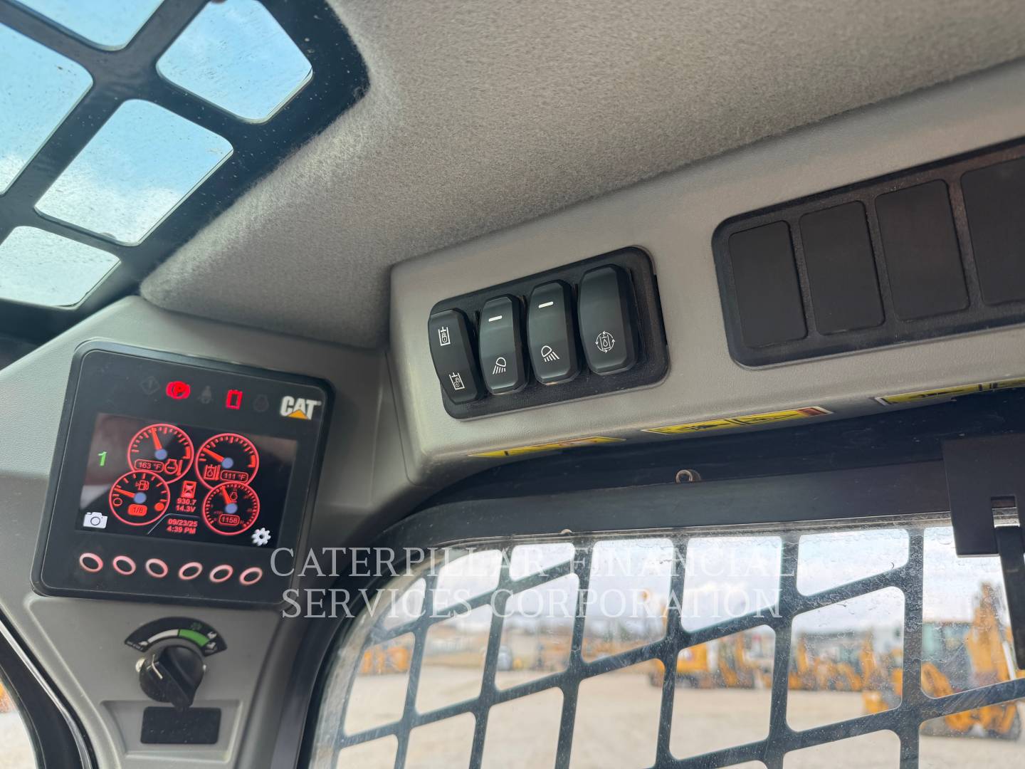 2023 CAT 289D3 - 29