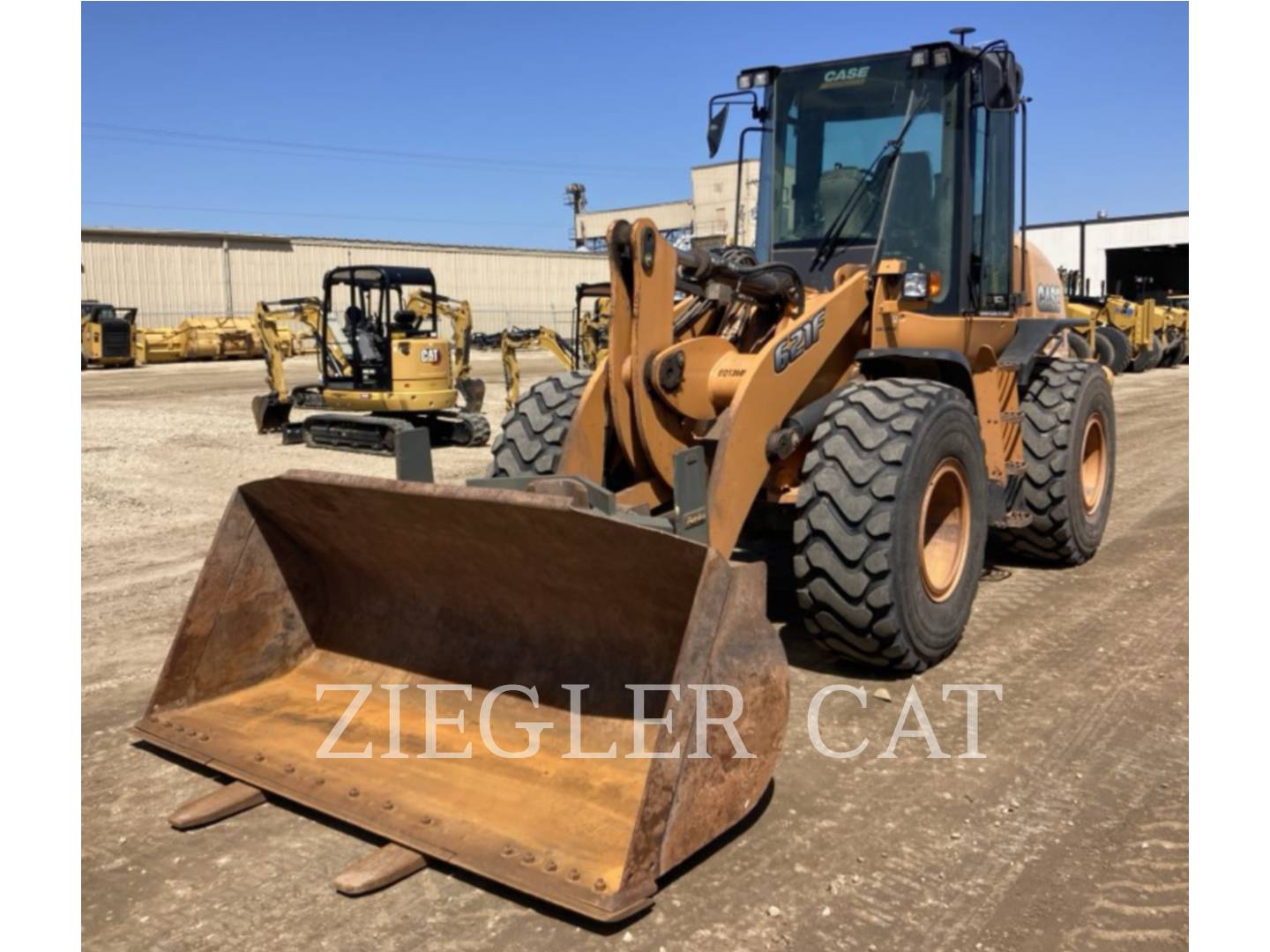 2014 CASE/NEW HOLLAND 621 F