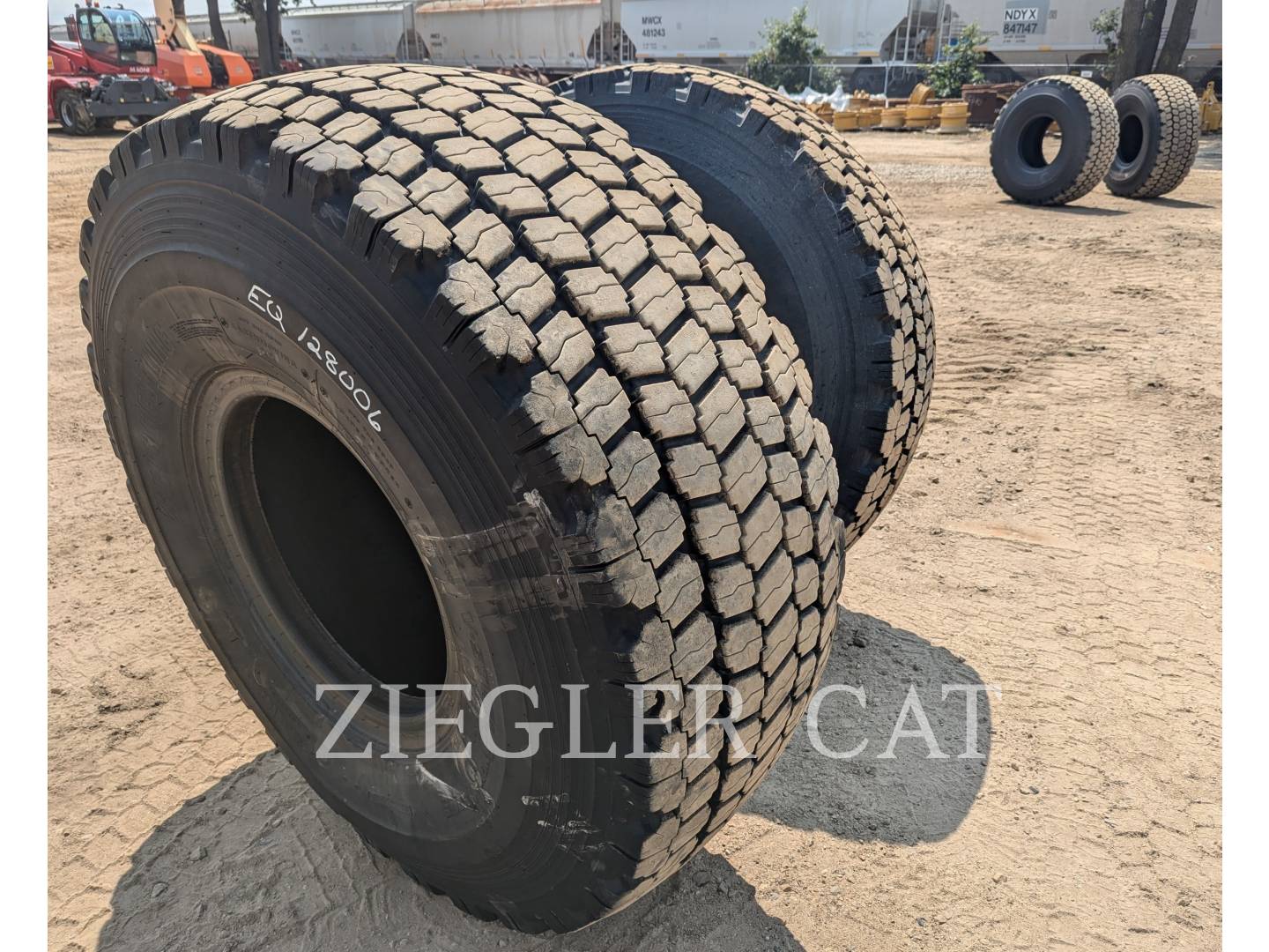 2020 Caterpillar TIRE