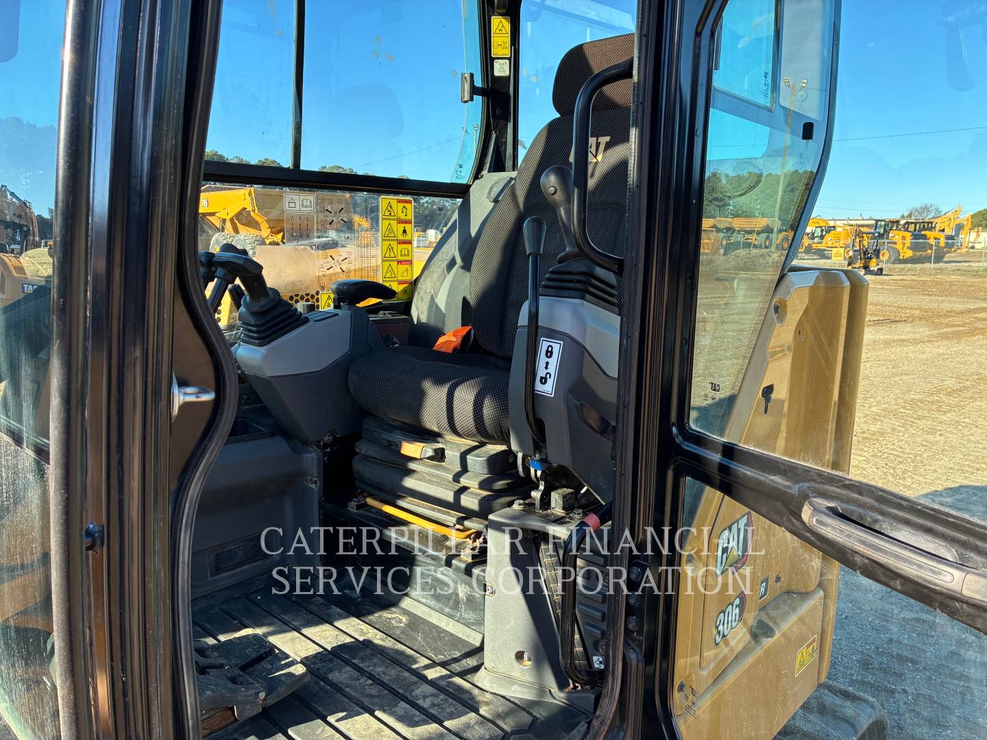 2022 CAT 306-07CR - 24