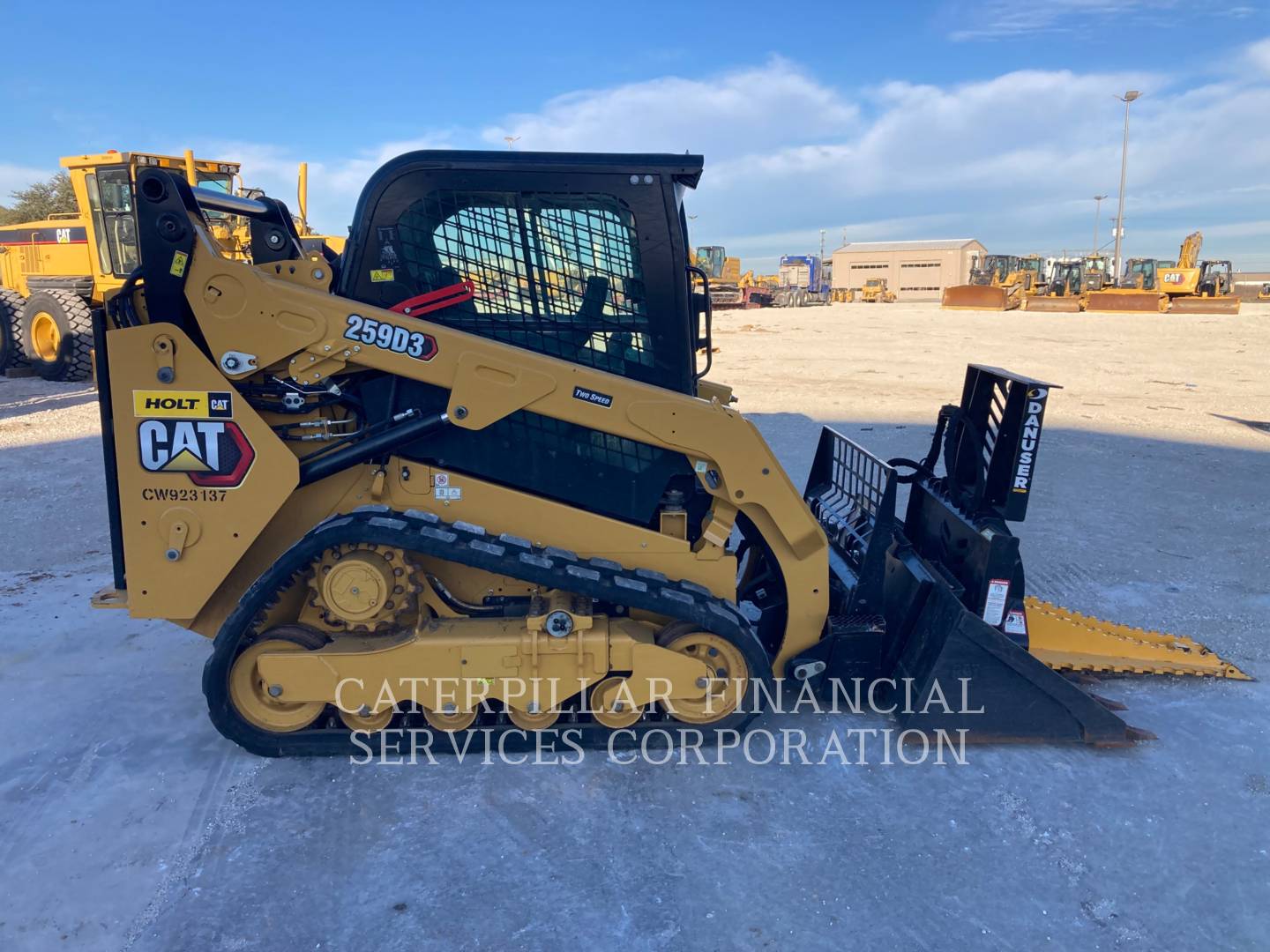 2023 CAT 259D3 - 9
