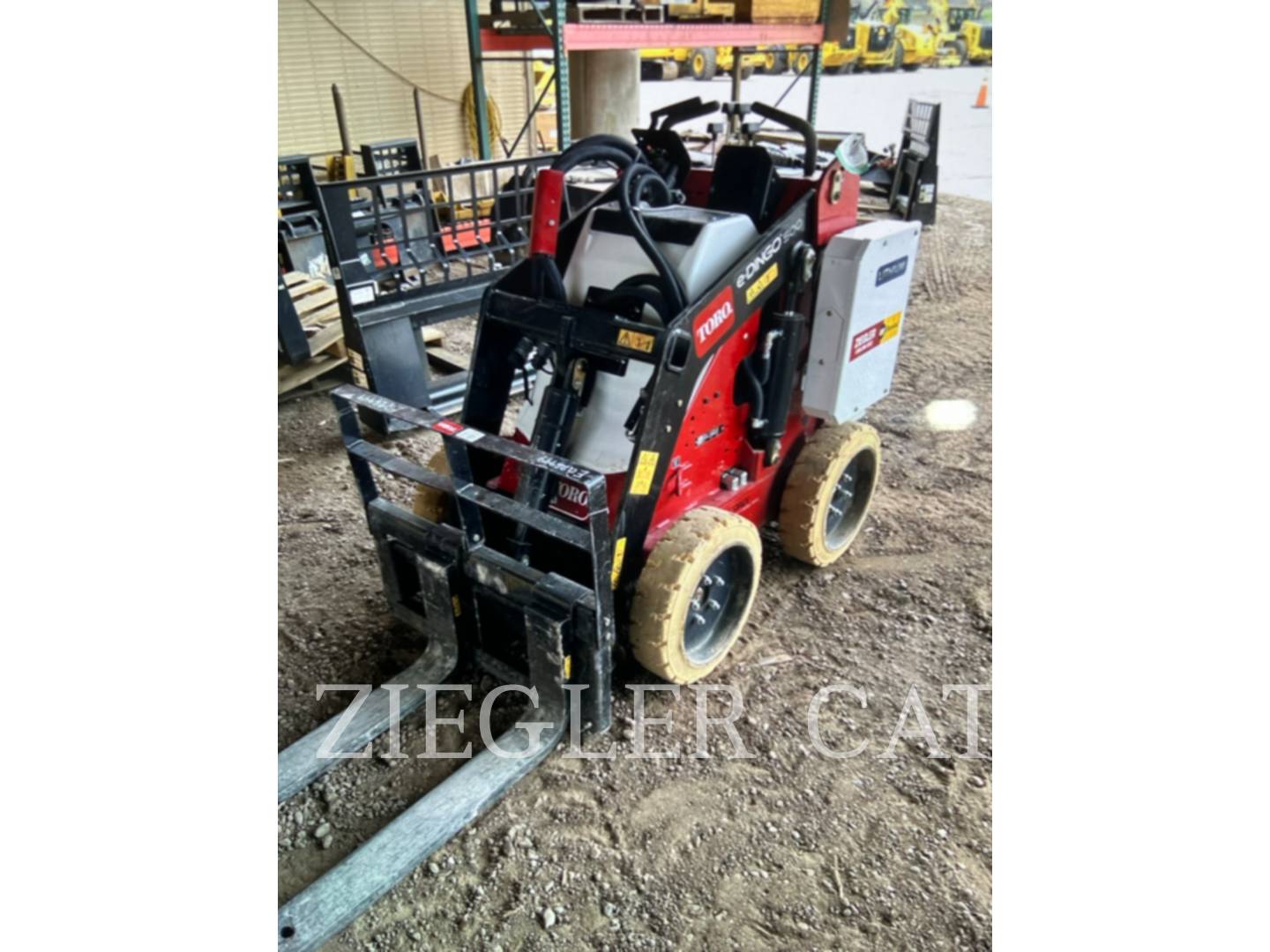 Photo of a  Toro E-DINGO 500