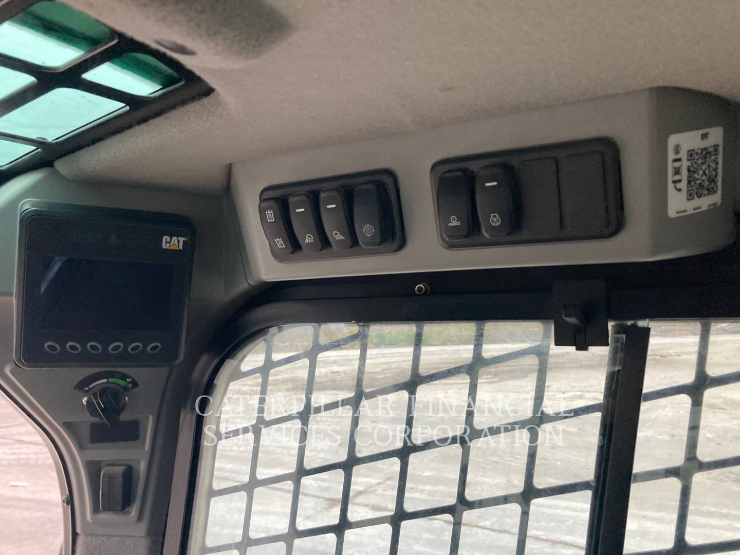 2024 CAT 299D3XE - 18