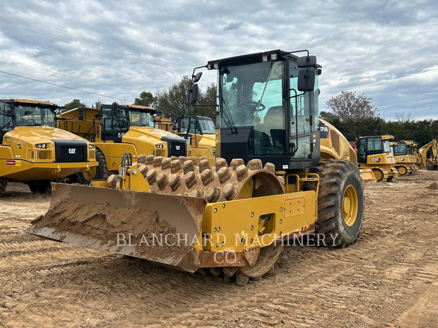 2019 Cat CP56B