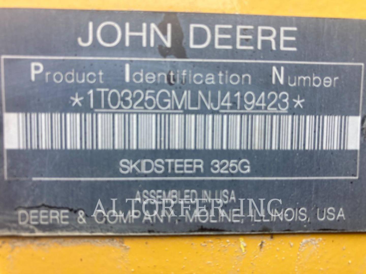 Photo of a  John Deere 325G